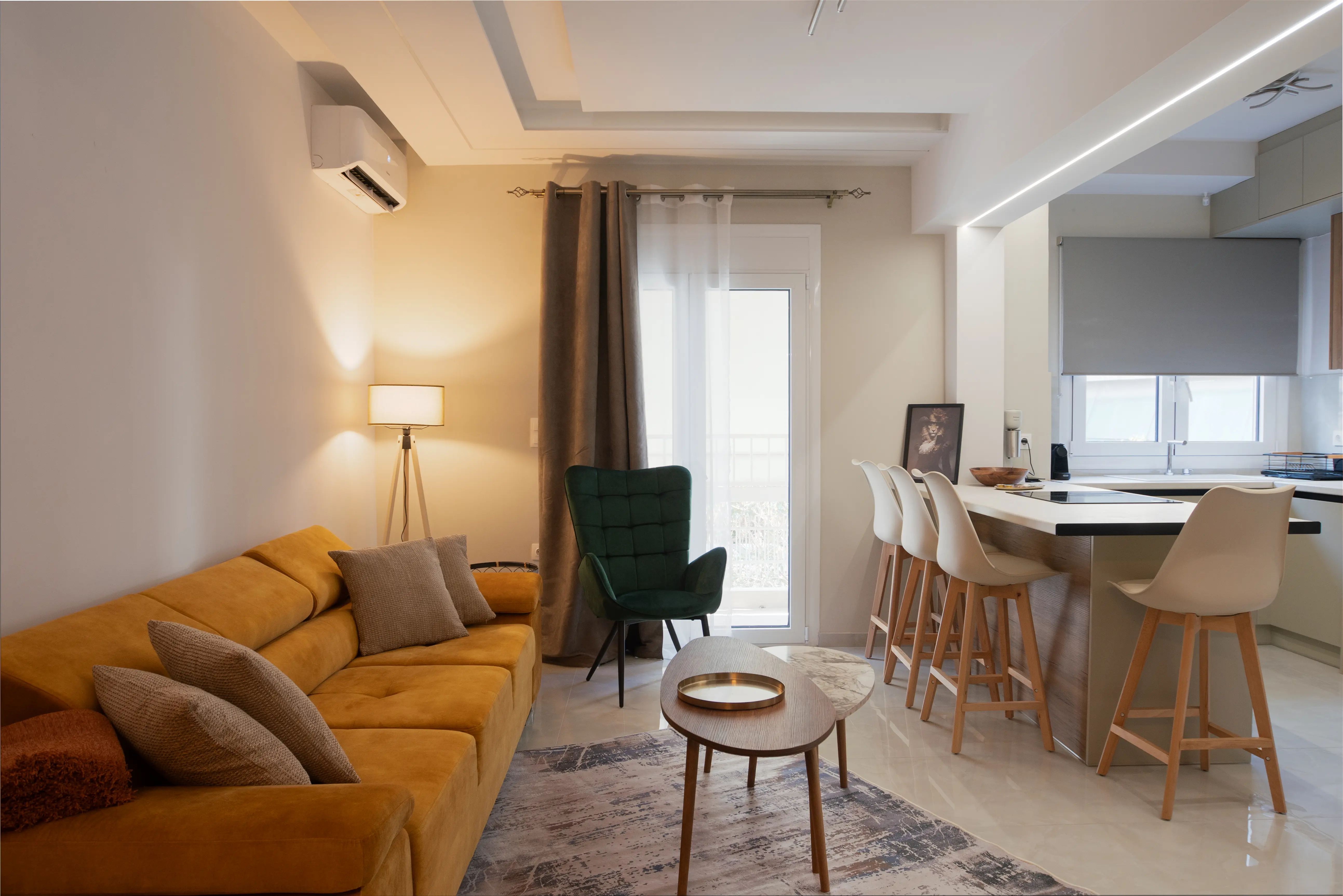 Valtinon Smart Corner Athens - Modern Athenian Balcony View